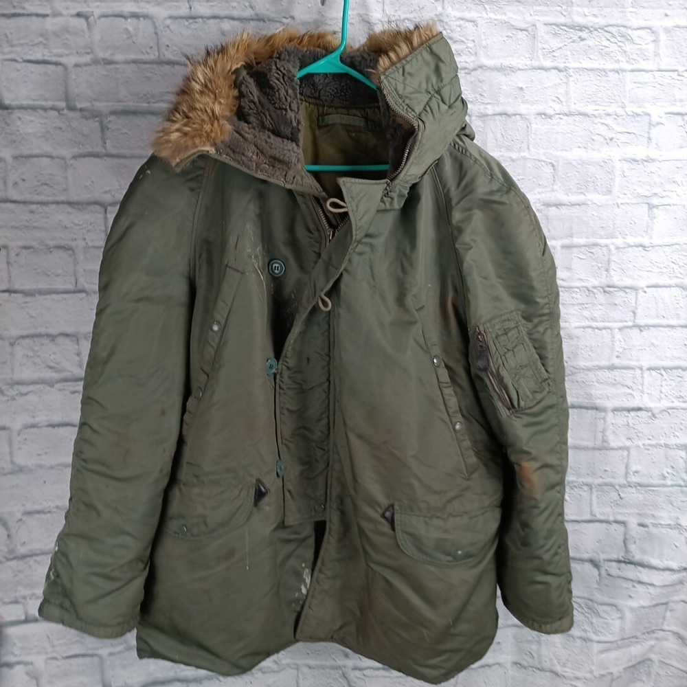 Military Mens XL Extreme Cold Weather Parka Jacket Type